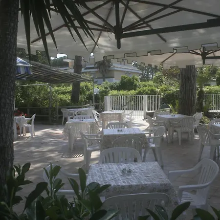 Hotell Anna 2*